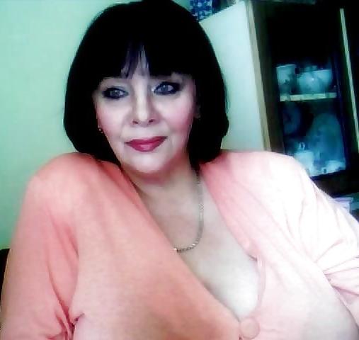 25P Alluring Granny! (Non-Nude)