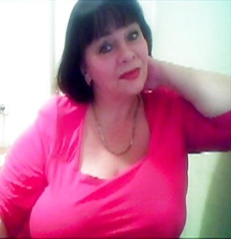 25P Alluring Granny! (Non-Nude)