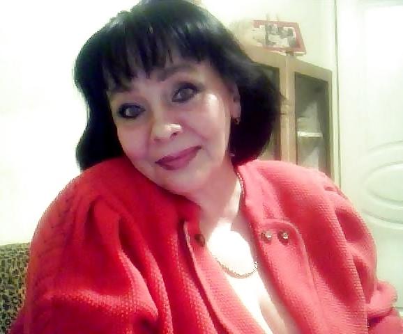 25P Alluring Granny! (Non-Nude)
