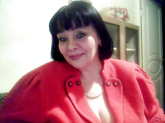 25P Alluring Granny! (Non-Nude)