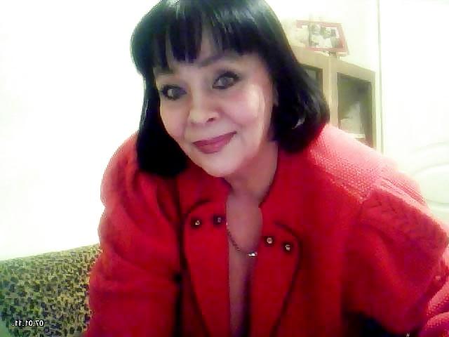 25P Alluring Granny! (Non-Nude)