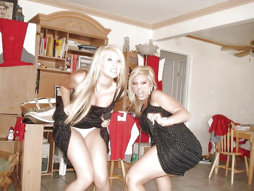 24P Amateur babes wearing white panties.
