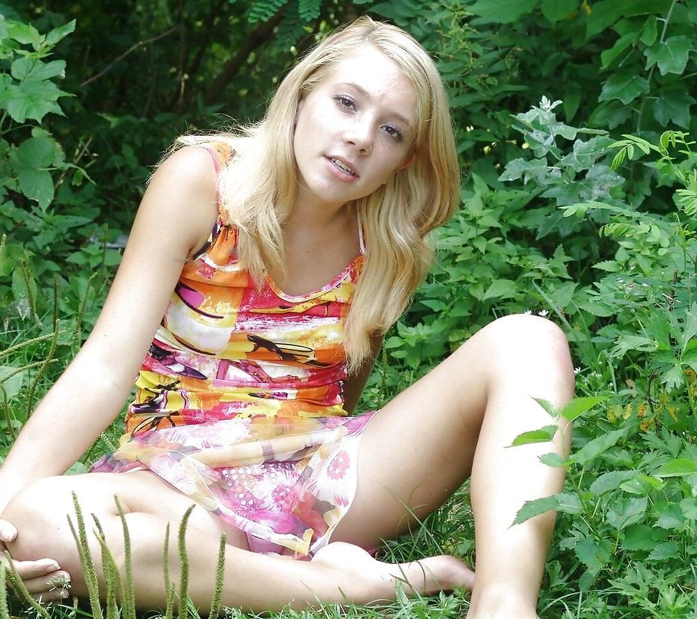 15P Turkish teen-amateur Lynn, 19 y.o.