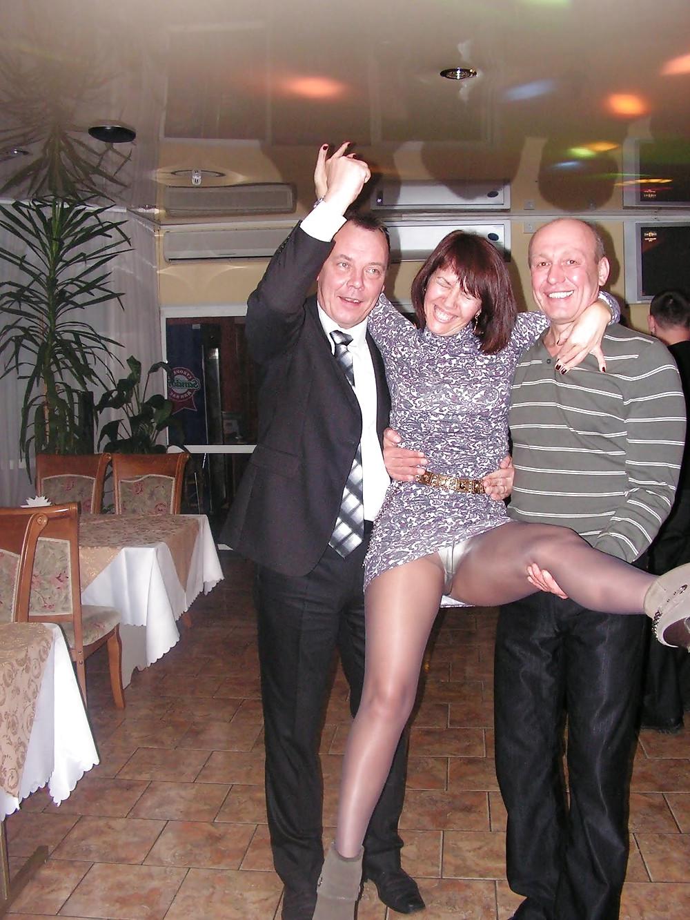 18P Amateur matures pokies,downblouse and upskirt 2.