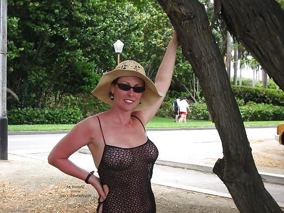 18P Amateur matures pokies,downblouse and upskirt 2.