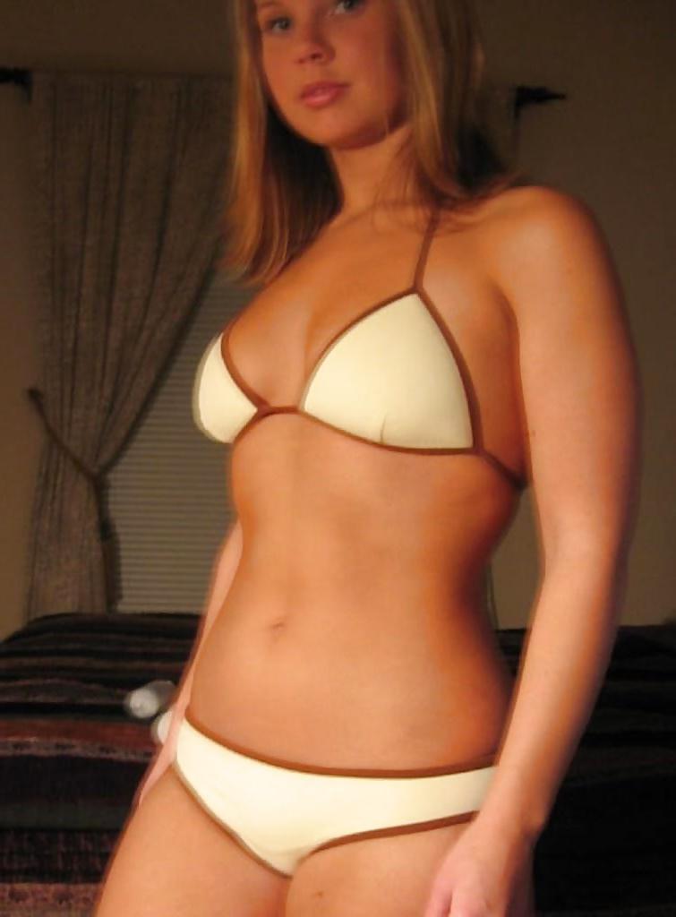 25P Blonde Teen Amateur Flashing