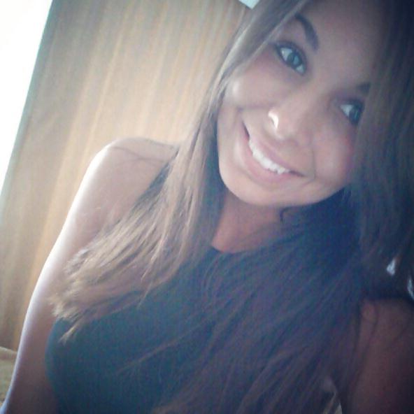 21P German Amateur Teen Pics XIII
