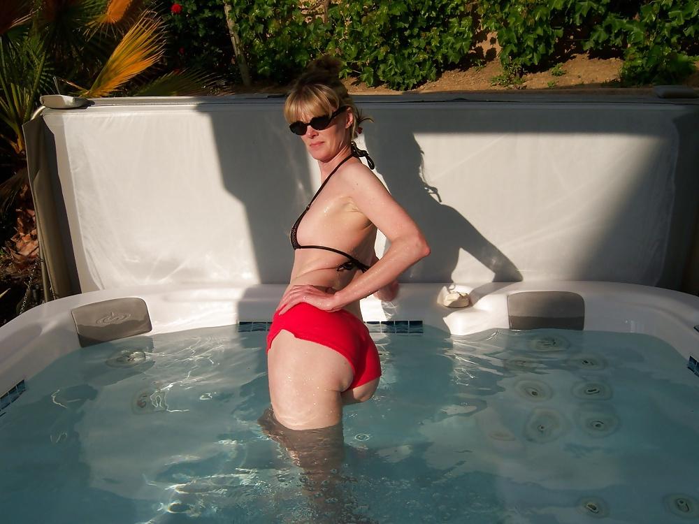 25P Hot Blonde skinny Amateur MILF wife