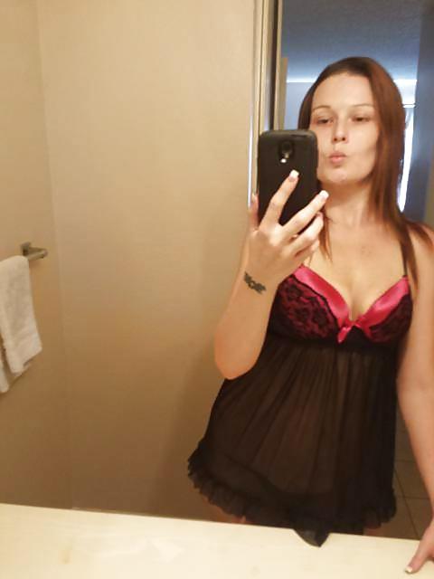 25P Amateur Slut Wives..Snowbunny #2