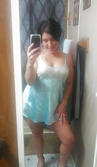 25P Selfie Amateur MILFs and Mature - vol 17!