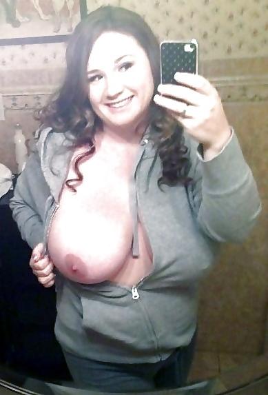 25P Selfie Amateur MILFs and Mature - vol 14!