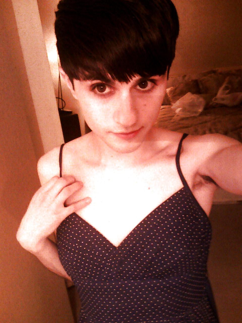 25P Amateur ladyboys shemales & traps HOT