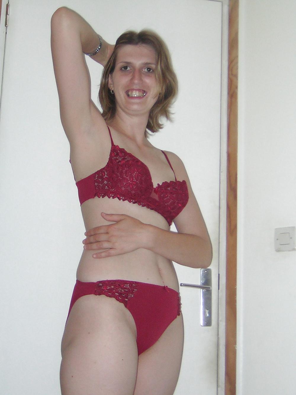 25P Aline French amateur in various underwear