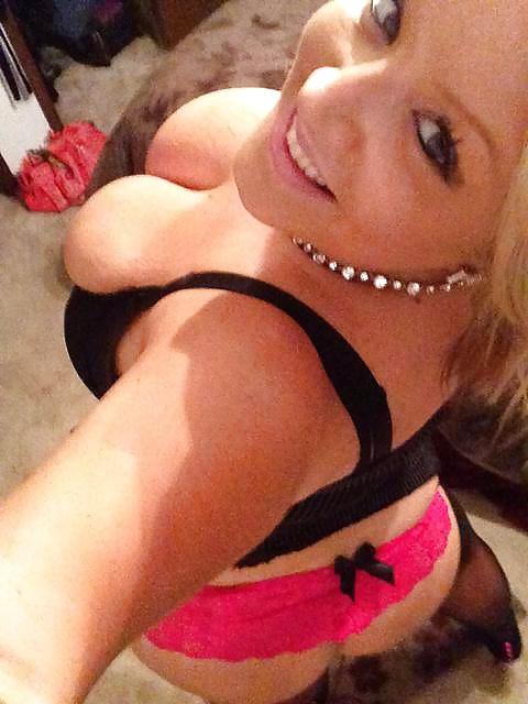 25P Amateur Slut Wives..Snowbunny #3