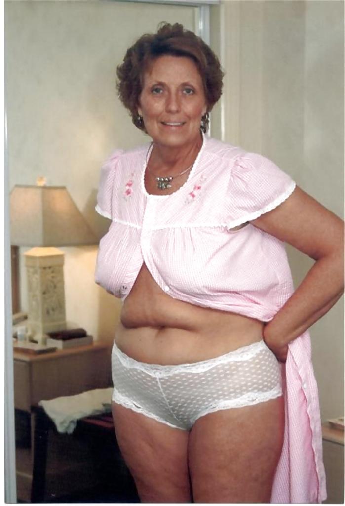 10P Alluring Granny!