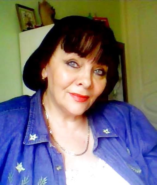 25P Alluring Granny! (Non-Nude)