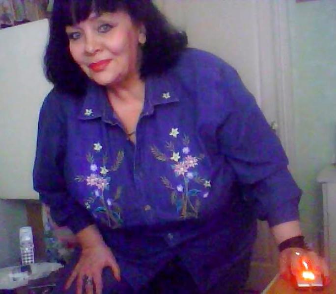 25P Alluring Granny! (Non-Nude)