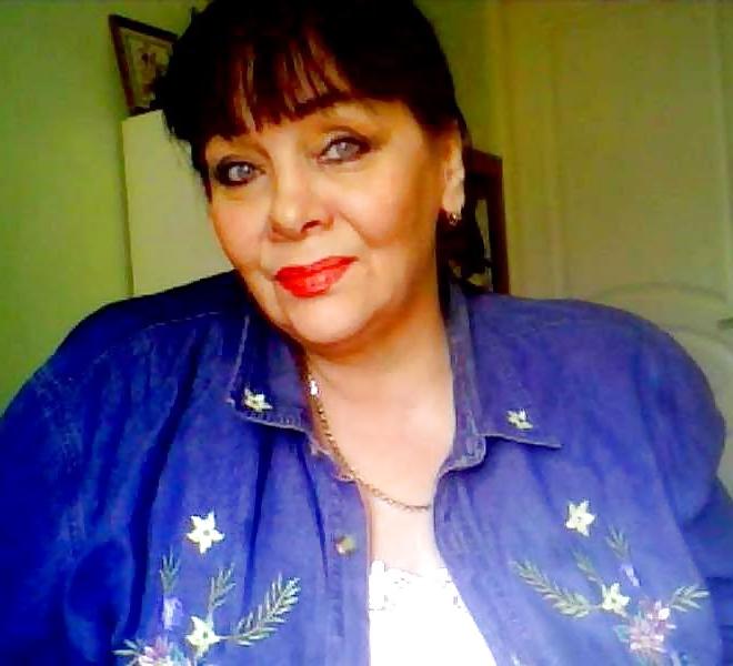 25P Alluring Granny! (Non-Nude)