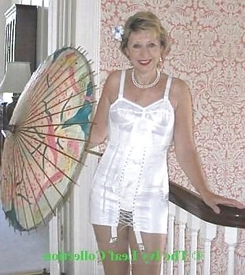 25P Only the best amateur mature ladies.27
