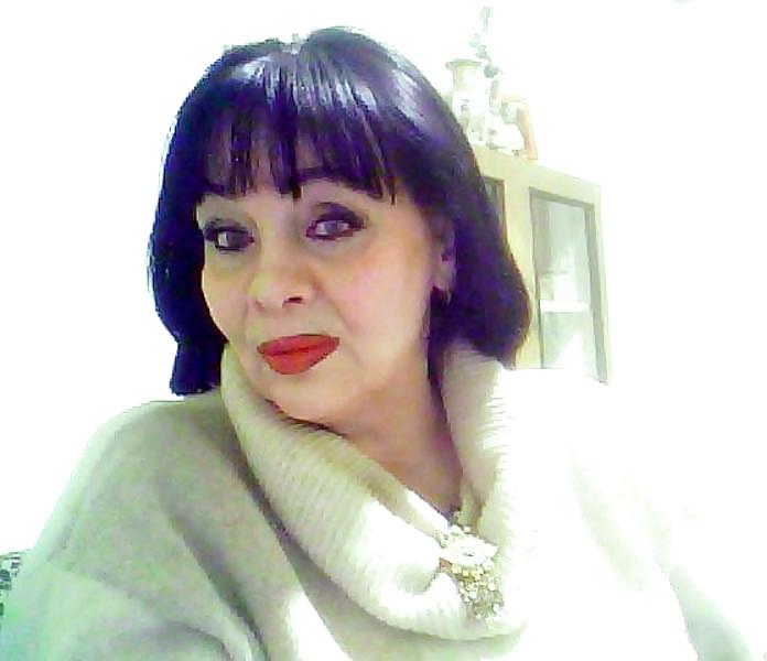 25P Alluring Granny! (Non-Nude)