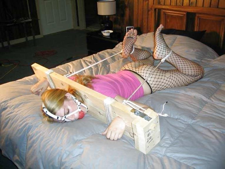 25P Amateur tied - BDSM 9
