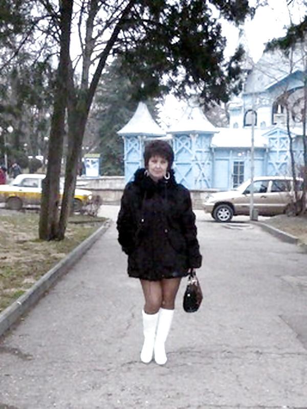 25P Russian mature moms! Amateur!