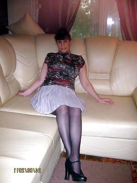 25P Russian Sexy Mature Mom! Amateur!