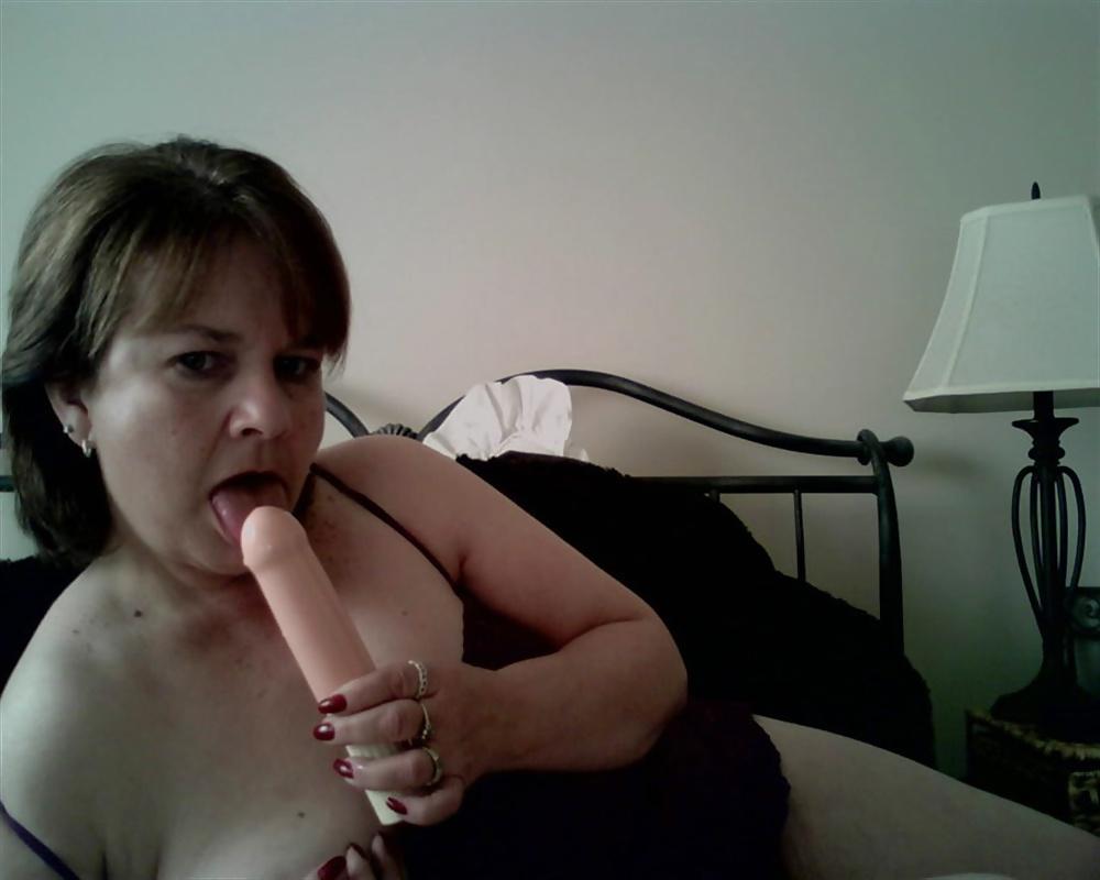 18P Alluring Granny! (59 y.o. Wendy)