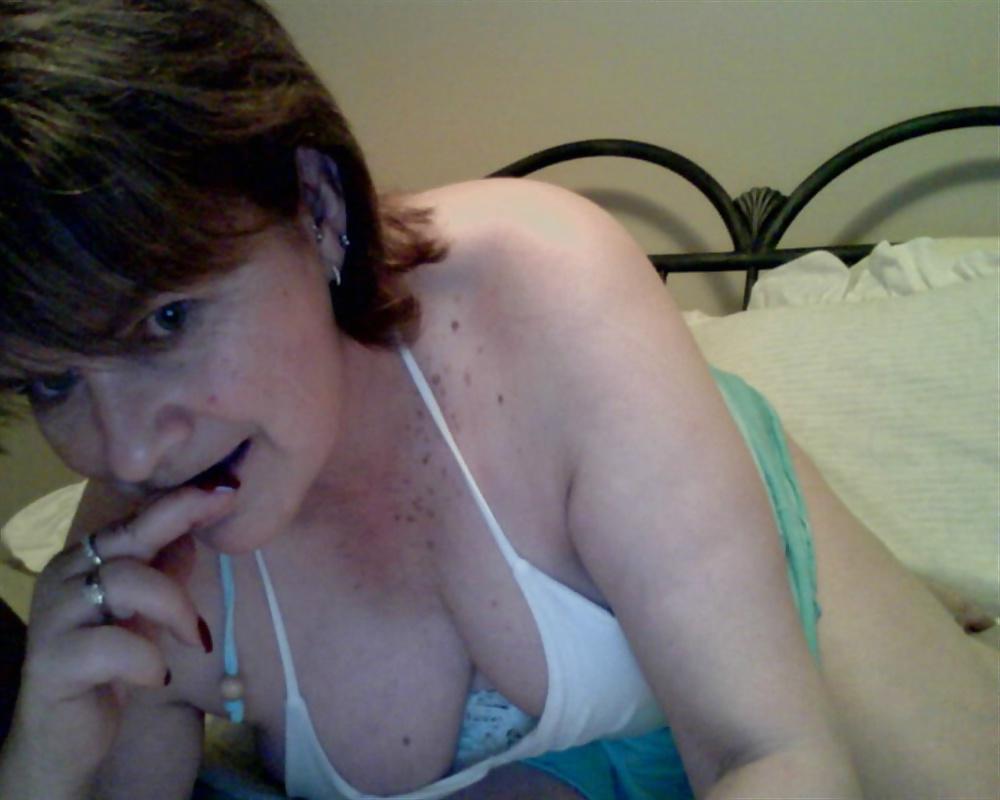 18P Alluring Granny! (59 y.o. Wendy)