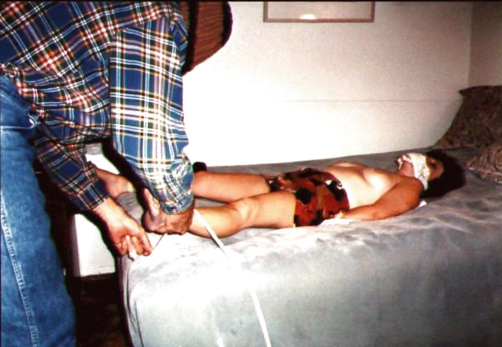 25P Amateur bondage tied up