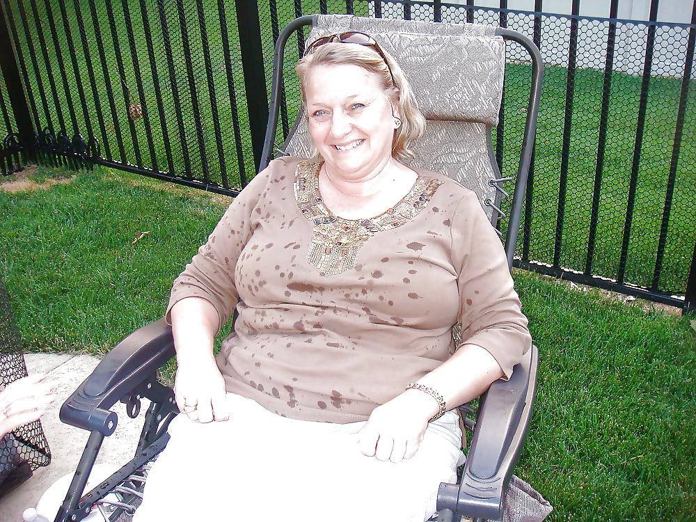 25P Sexy mature grannies! Amateur mixed!
