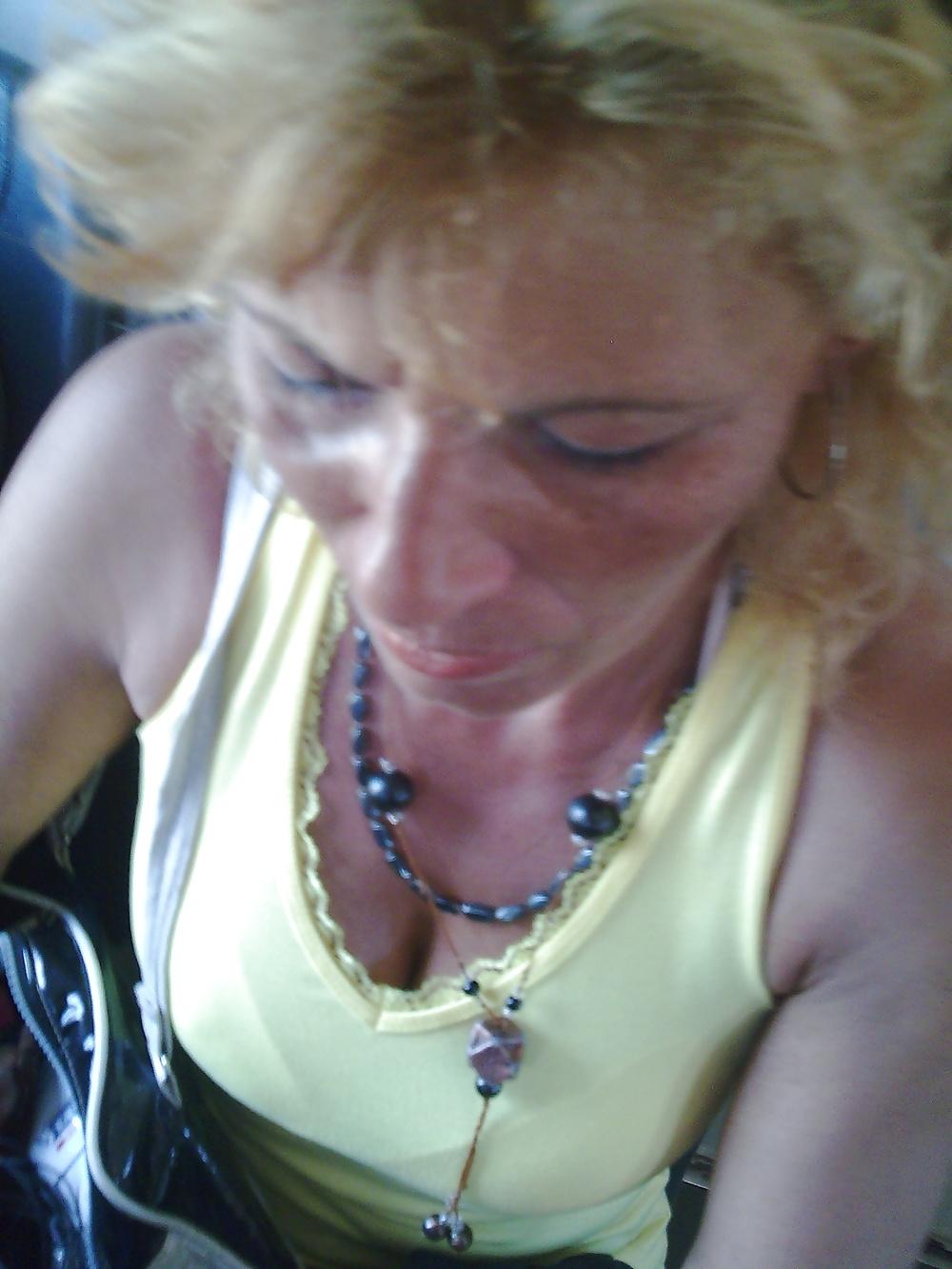 23P Alluring Granny!
