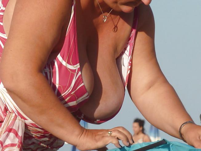 25P Grannies with Big Tits on the beach! Amateur Mixed!