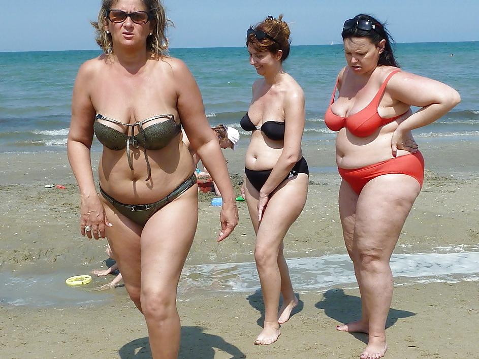 25P Grannies with Big Tits on the beach! Amateur Mixed!