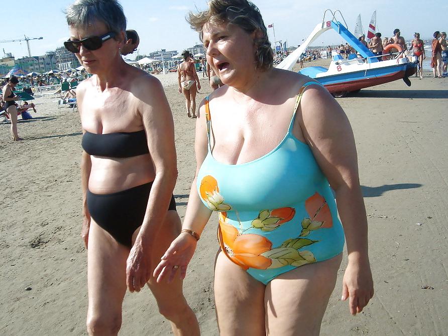 25P Grannies with Big Tits on the beach! Amateur Mixed!