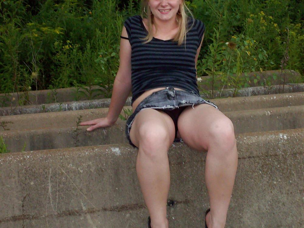 25P Amateur Teen Future Whore SeT - (SiMoN1988)