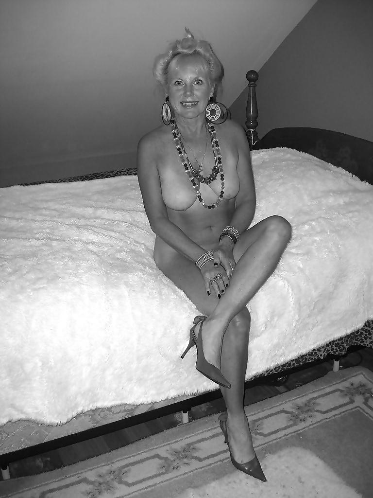 4P Alluring Granny!