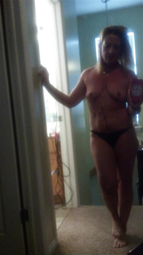 25P Alluring Granny! (53 y.o. Zoe)