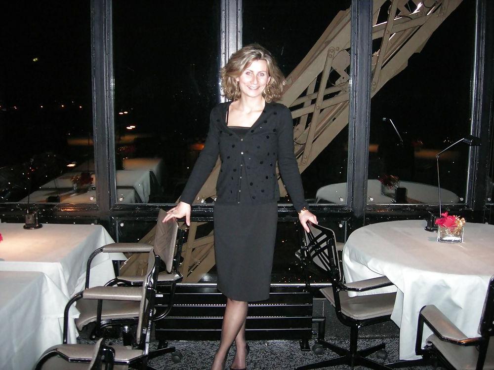 25P French Amateur MILF Camille175