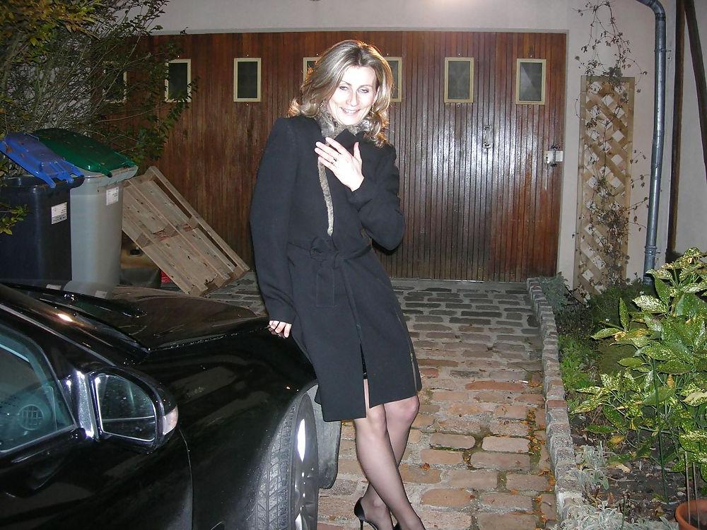 25P French Amateur MILF Camille175