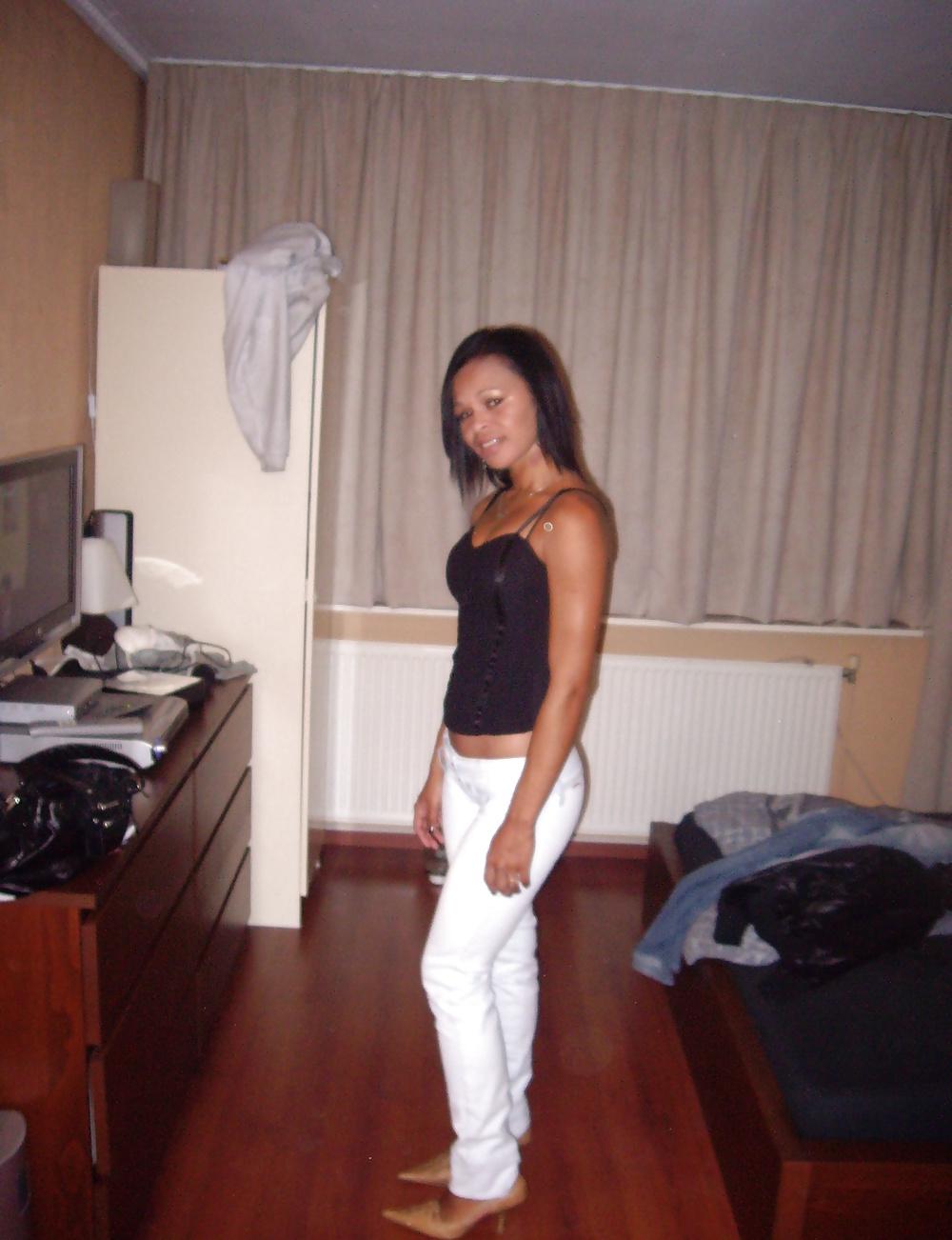 25P Ebony amateur pics