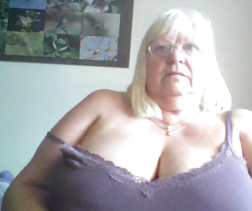 23P Alluring Granny! (55 y.o.)