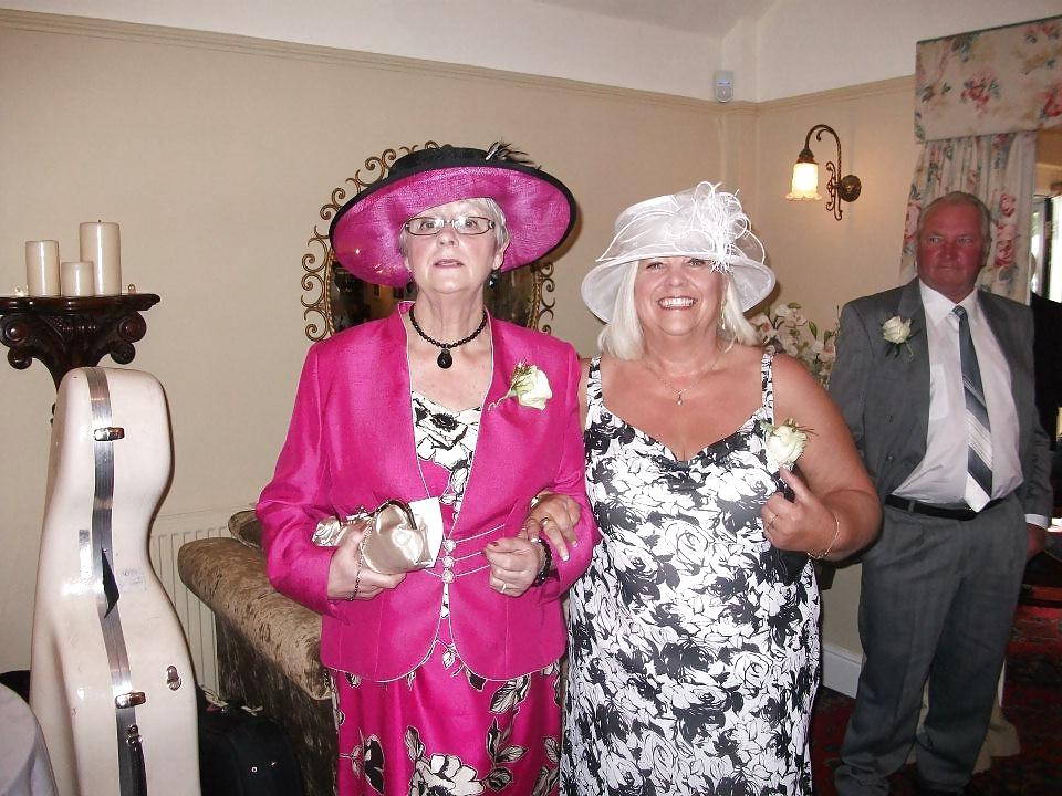 23P Alluring Granny! (55 y.o.)