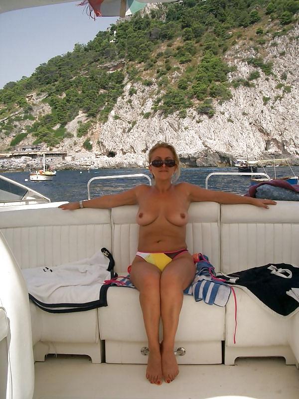 25P Amateur Horny Older Lady SeT - (SiMoN1988)