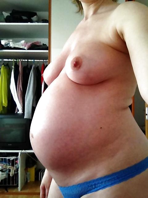 25P Pregnant amateur private colection...if you know her