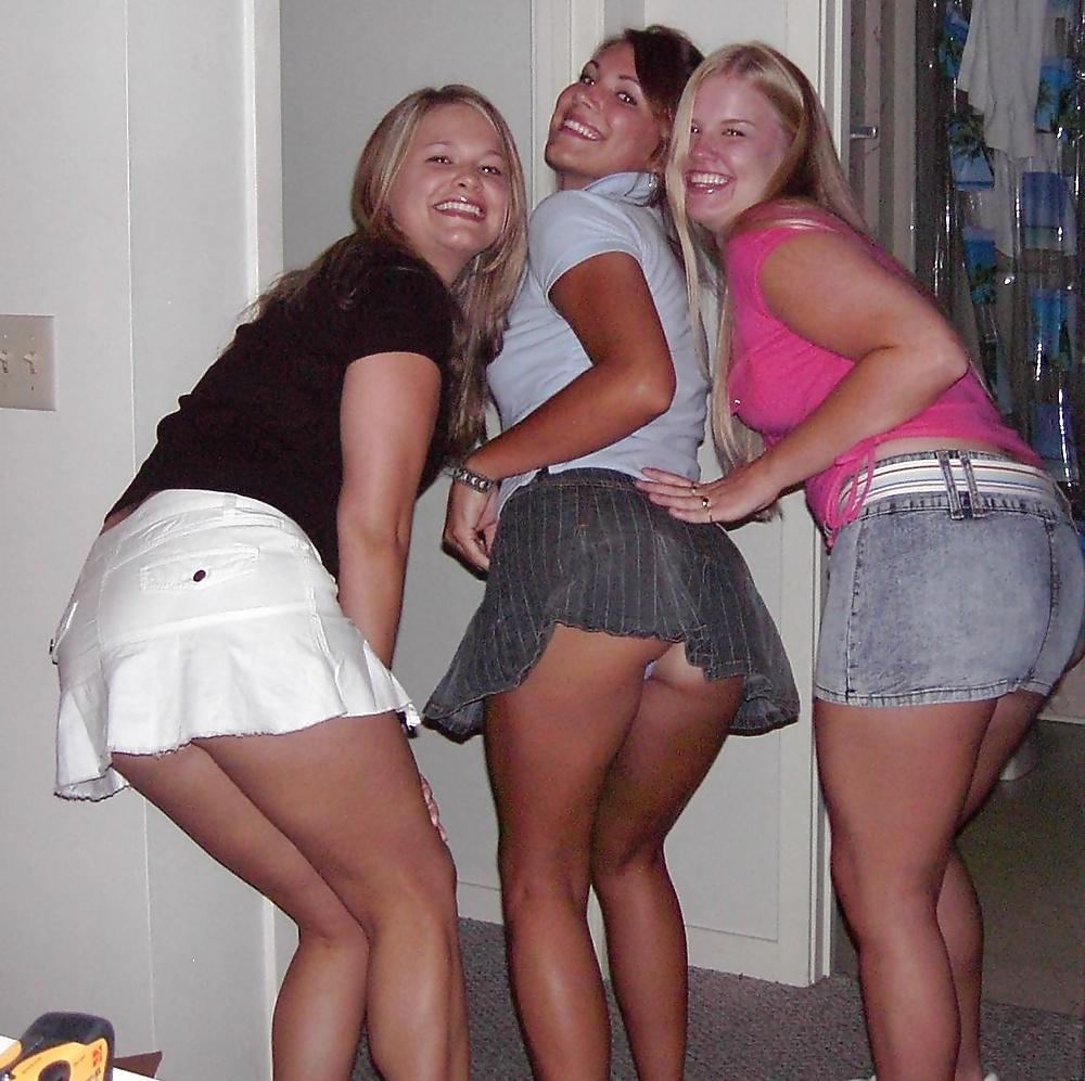 25P Amateur Upskirt Compil