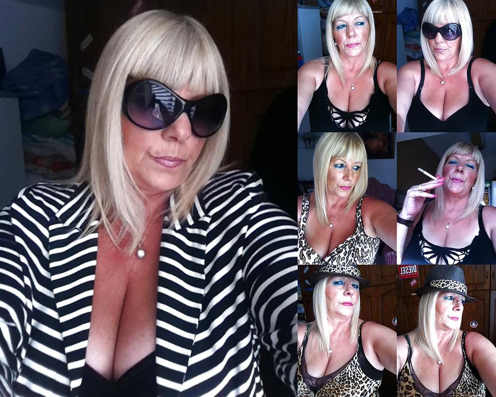 10P Alluring Granny! (GILF, Cleavage, Non-Nude)