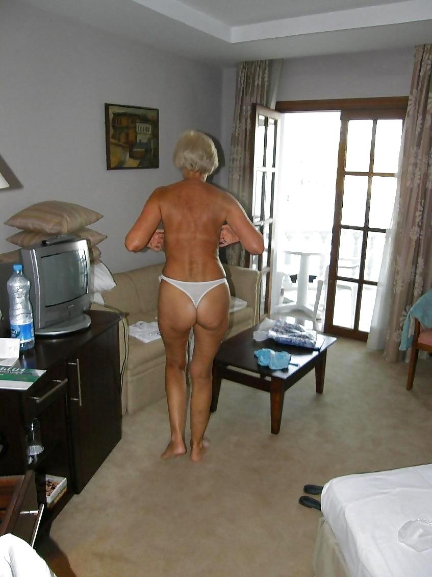 25P Amateur Granny No 1