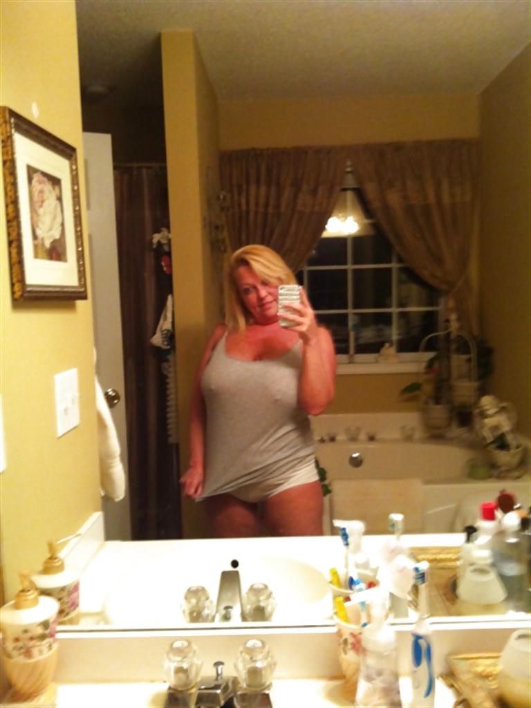 20P Alluring Granny! (54 y.o. Nancy)