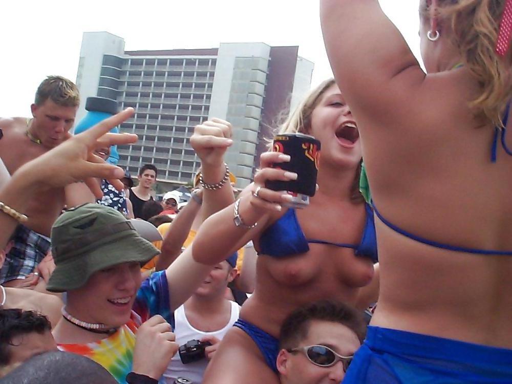 25P Amateur teens tits pics 007